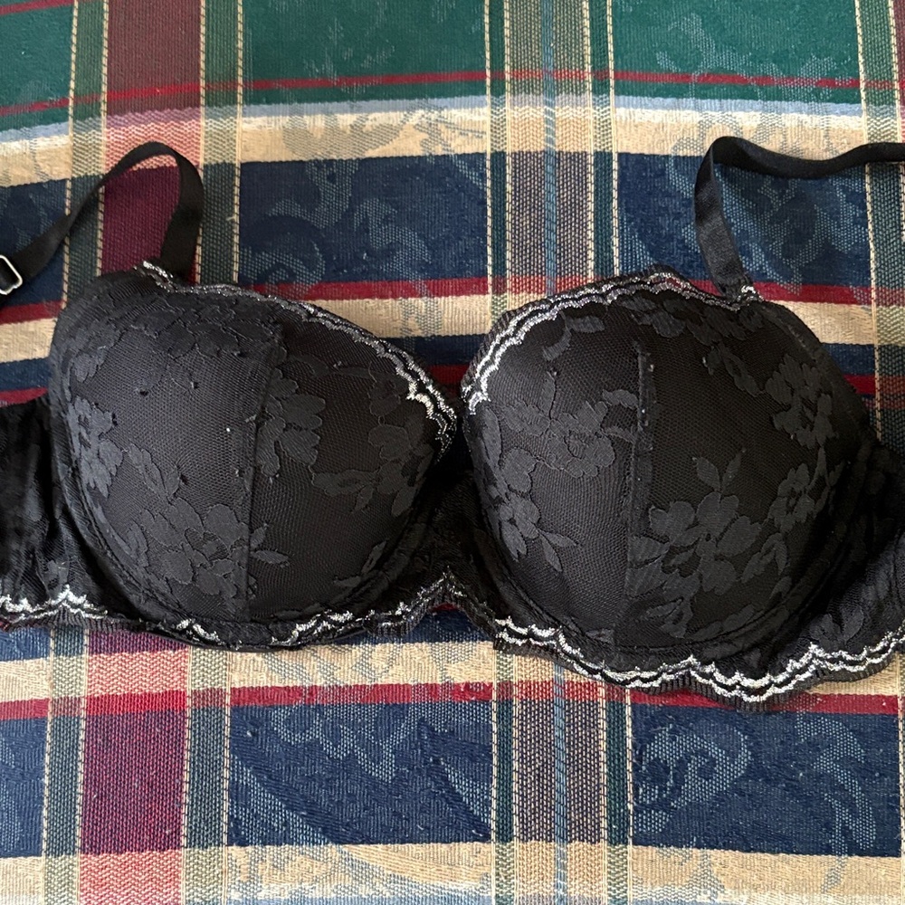 Victoria's Secret Black Floral Lace Bra 34D